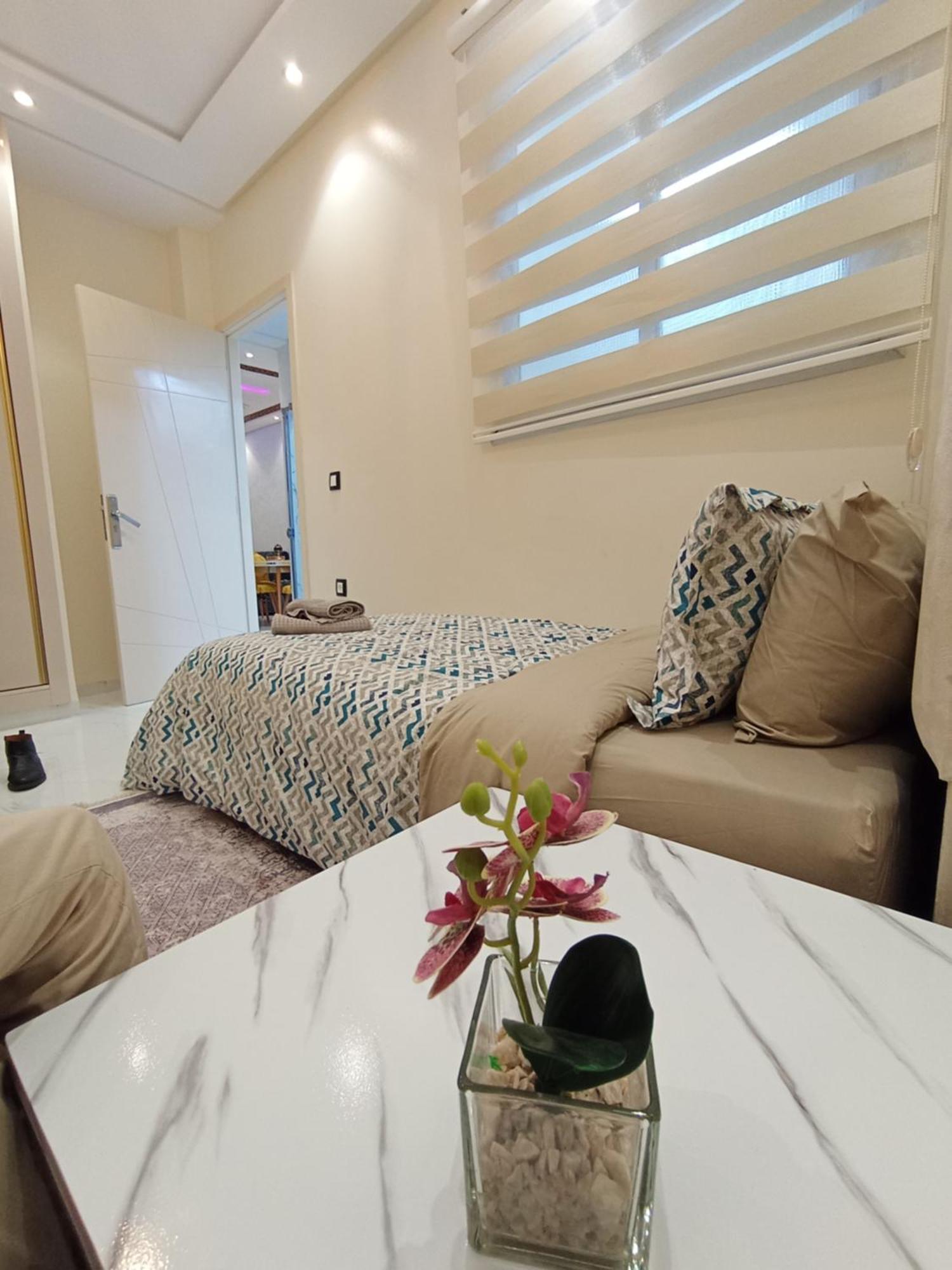 Apartment Aphrodite Elegant With Wifi, Ac, & Netflix Tangier