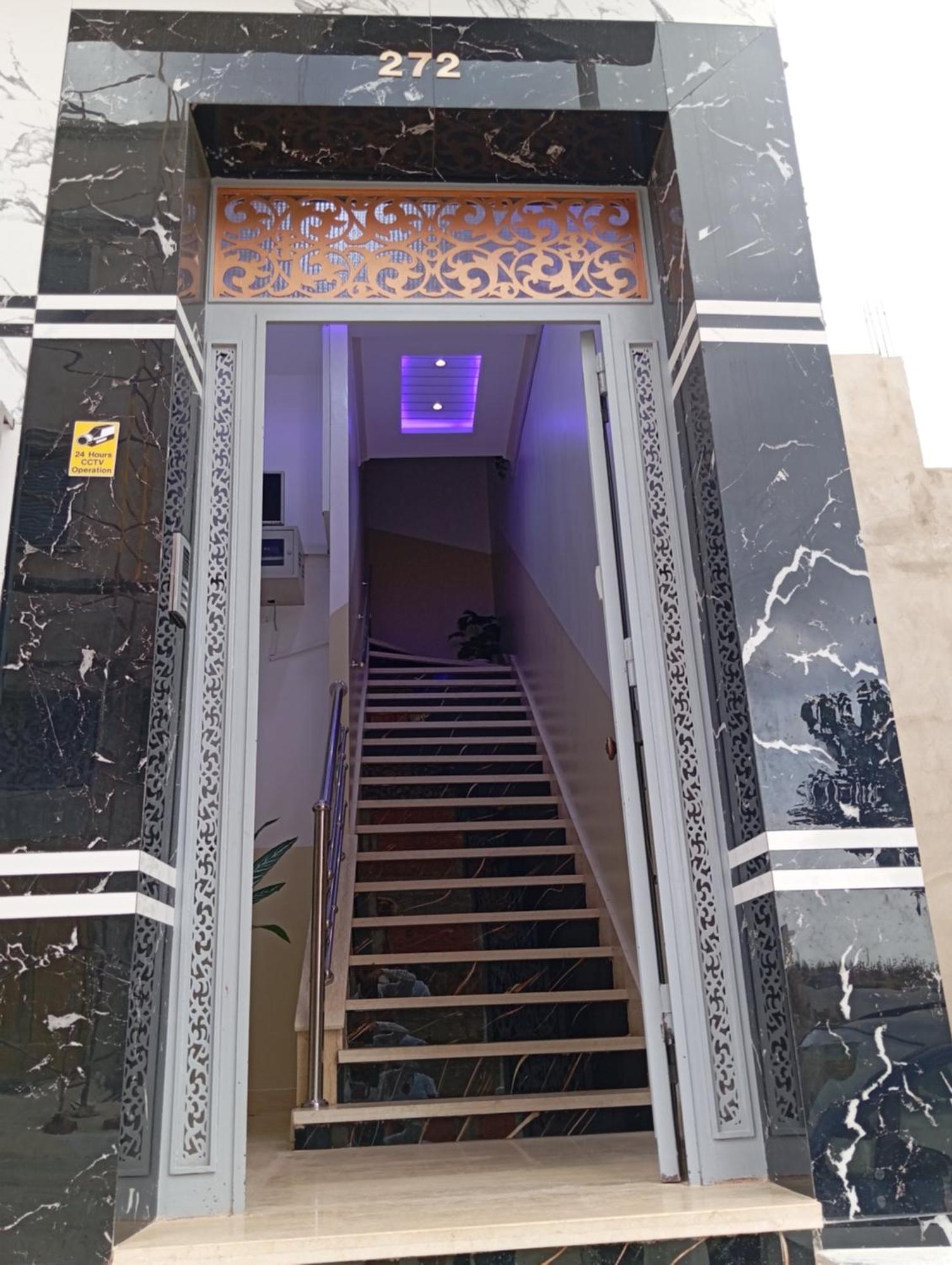 Aphrodite Elegant With Wifi, Ac, & Netflix Apartment